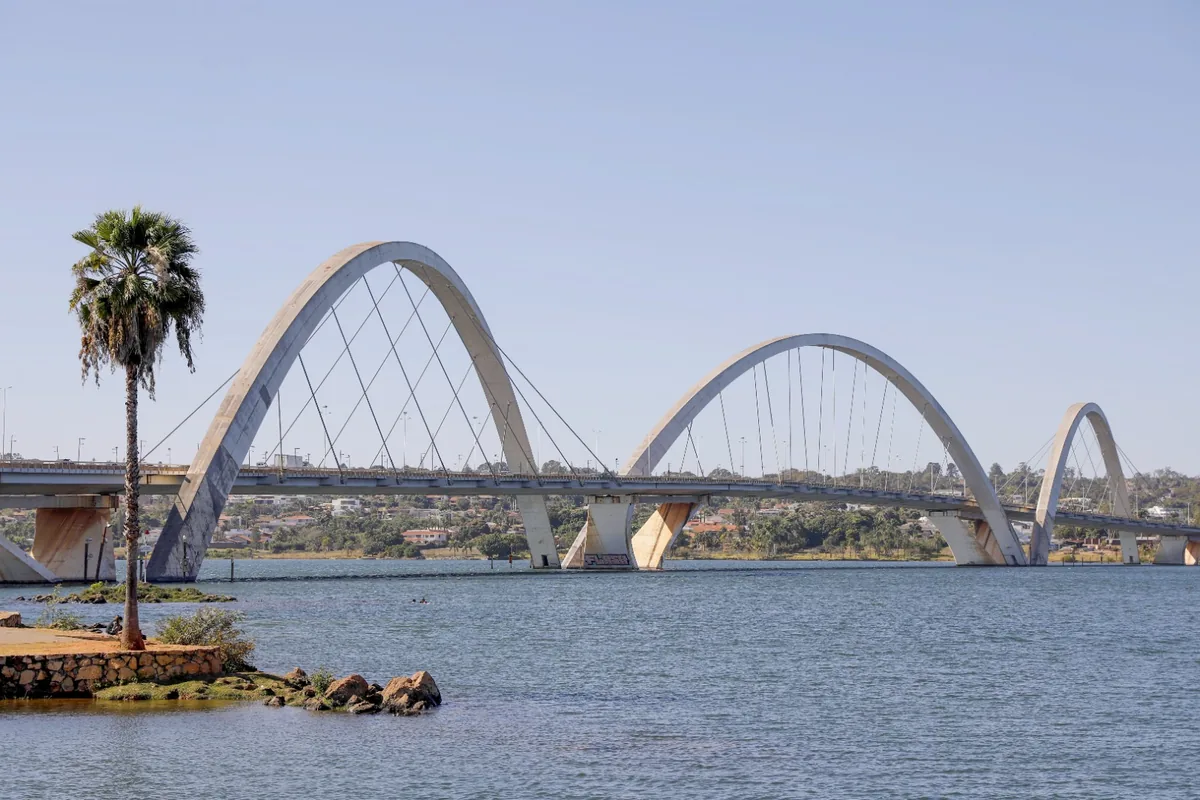 Ponte JK em Brasília Receberá Pintura Emergencial