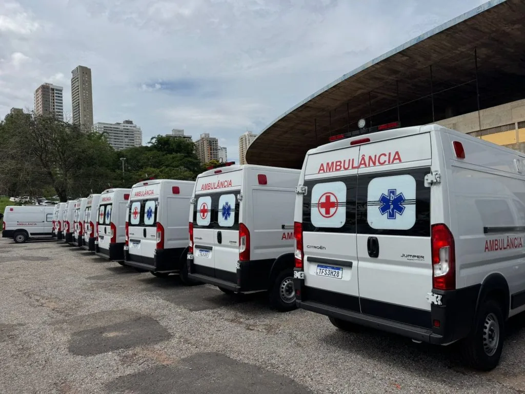 Valparaíso recebe novos veículos e fortalece o sistema de saúde do município