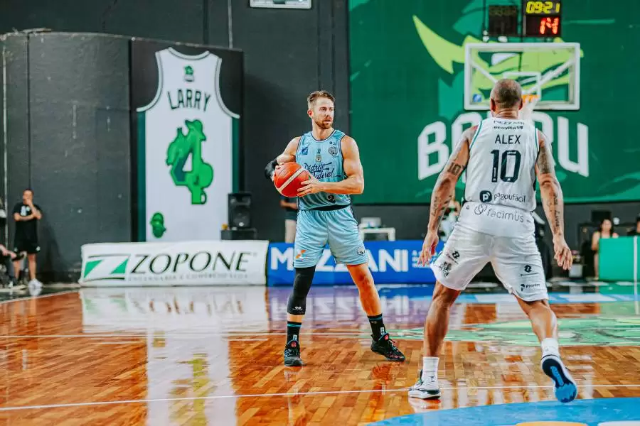 Brasília vence Bauru fora de casa e mantém boa fase no NBB 