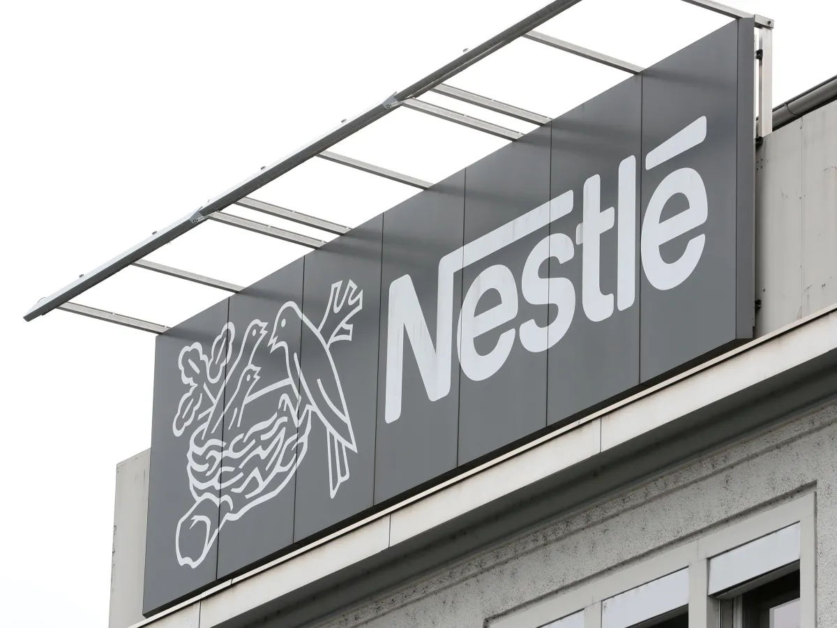 Anvisa proíbe fórmulas infantis da Nestlé por risco de toxina