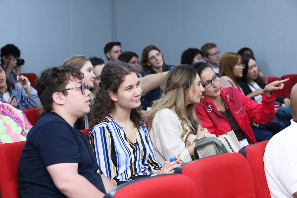 Harvard estuda SUS no DF: alunos visitam unidades públicas de saúde