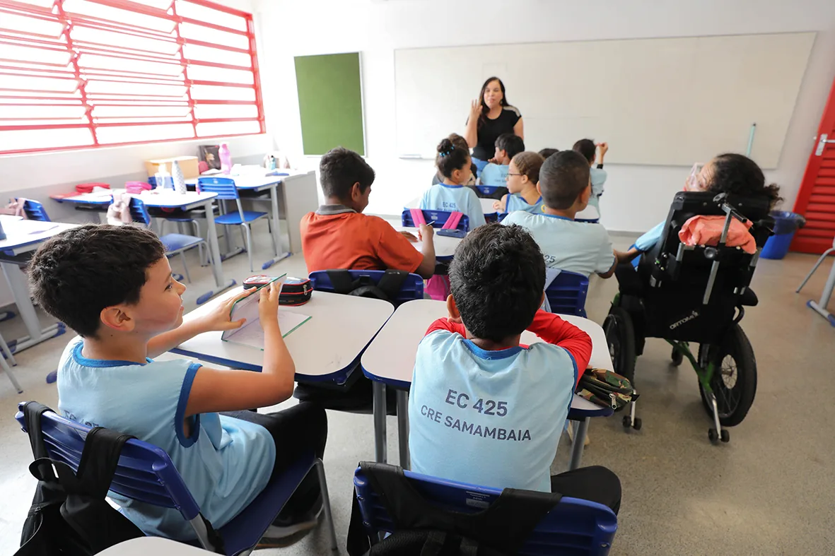 Escola Classe 425 de Samambaia é reconstruída com investimento milionário
